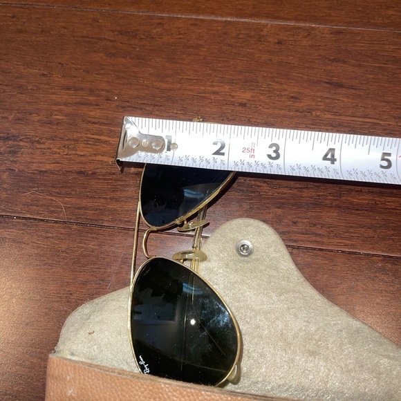 vintage 1980s Ray-Ban Gold Frame aviator Sunglasses - Picture 13 of 14